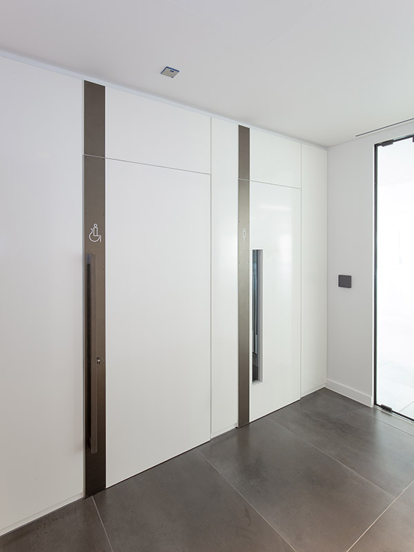Shadbolt fire doors supplied to 85 Queen Victoria Street London